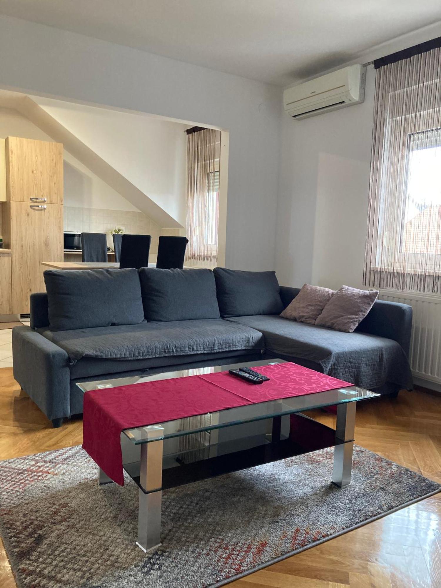 Apartments "Pavic" Near Zagreb Airport Velika Gorica Esterno foto