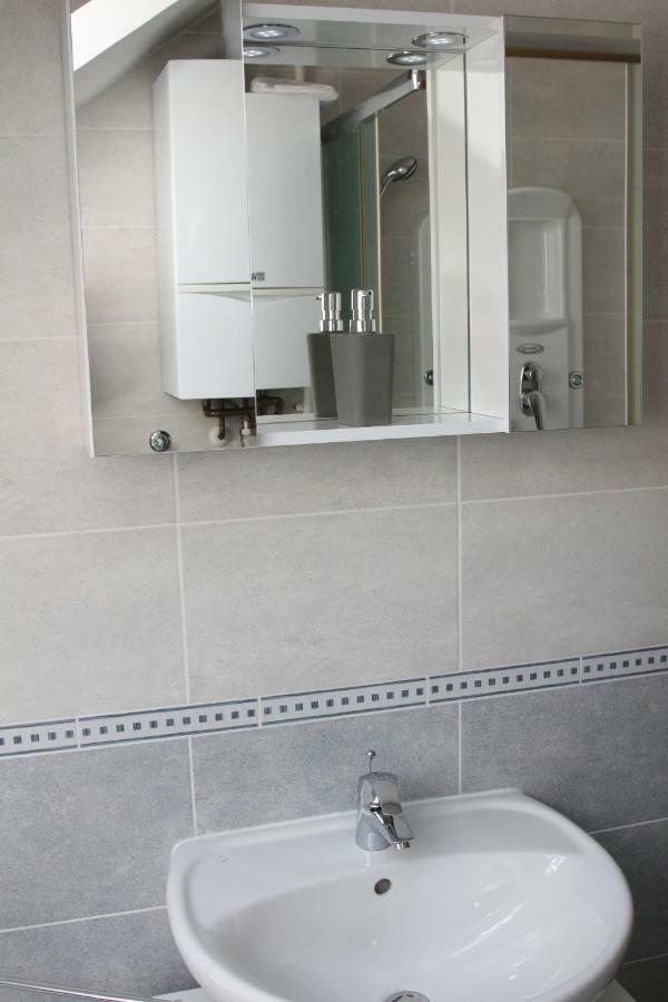 Apartments "Pavic" Near Zagreb Airport Velika Gorica Esterno foto