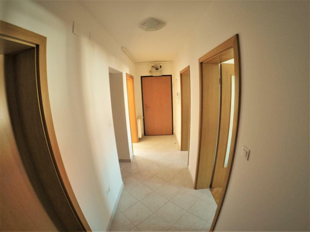 Apartments "Pavic" Near Zagreb Airport Velika Gorica Esterno foto
