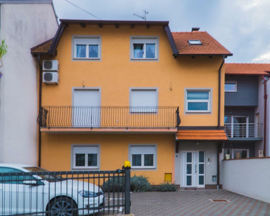 Apartments "Pavic" Near Zagreb Airport Velika Gorica Esterno foto